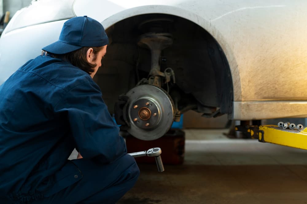 What to Do During Sudden Brake Failure