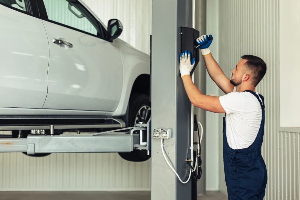 What are the Advantages of a Car Service at Your Doorstep?