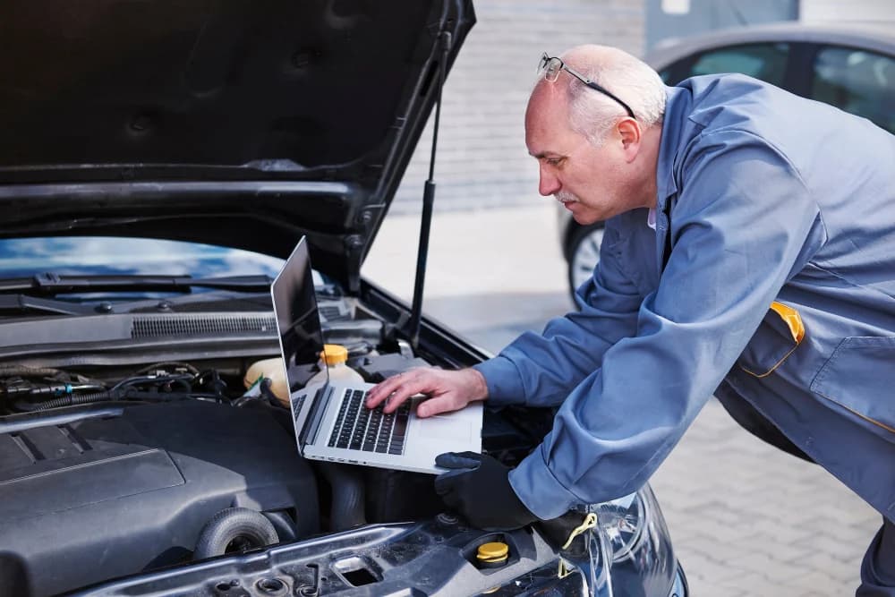 What to Do When Your EV Runs Out of Charge in India: Complete Guide to EV Breakdown Solutions