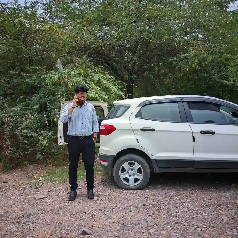 Reliable Navigation Meets Roadside Support Reliable Navigation Meets Roadside Support